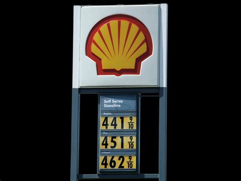 Price gas shell - Profits at Shell and TotalEnergies shrank in the second quarter on lower gas and oil prices as the impact of Russia’s war in Ukraine on energy markets wanes. Shell reported adjusted earnings of ...